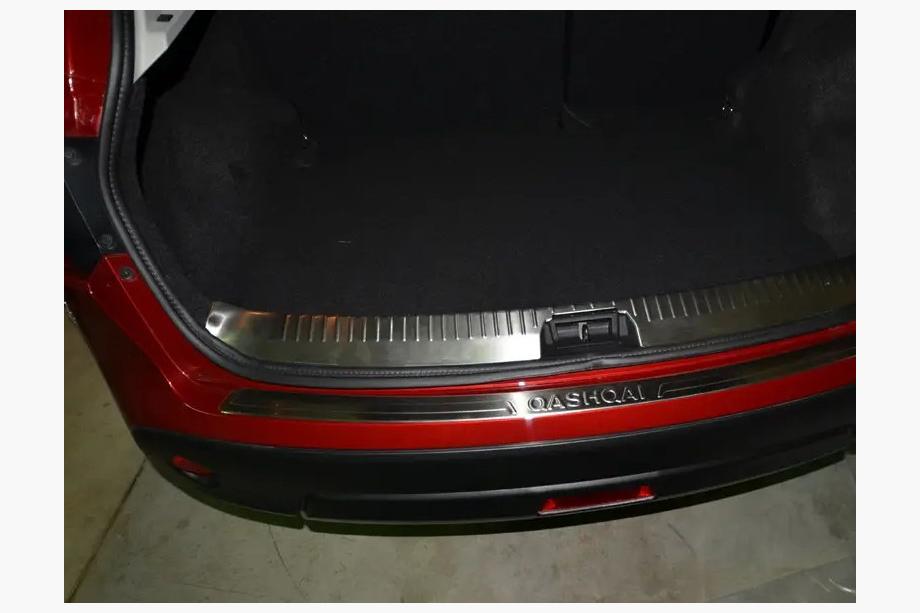 Nissan Qashqai 2010-2014 Trunk Sill Protector Libao (Stainless Steel) Image