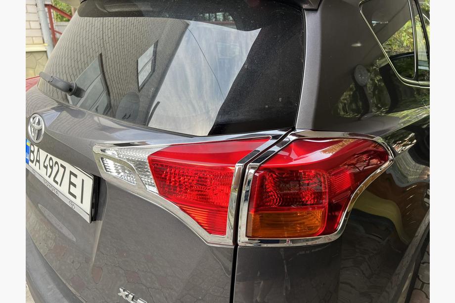 Toyota Rav 4 2013-2018 Chrome Tail Light Covers Libao V2 2013-2016 (2 pcs, plastic) Image