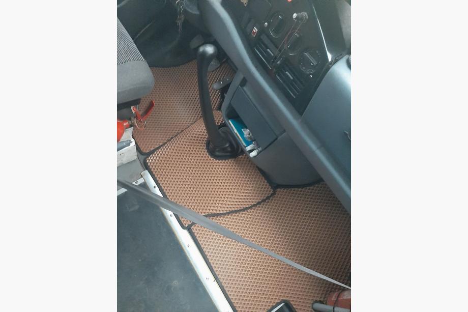 Volkswagen LT 1995-2006 EVA Floor Mats (TDI, brick red) Image