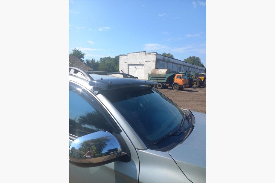Mitsubishi L200 2015-2024 Windshield Sun Visor Image