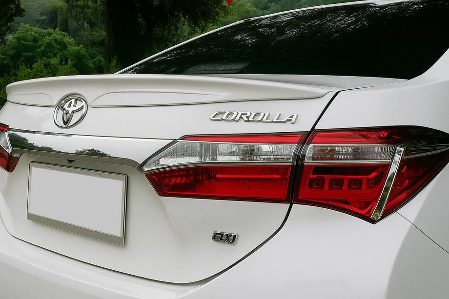 Toyota Corolla 2013-2019 Libao Spoiler (ABS Plastic) Image