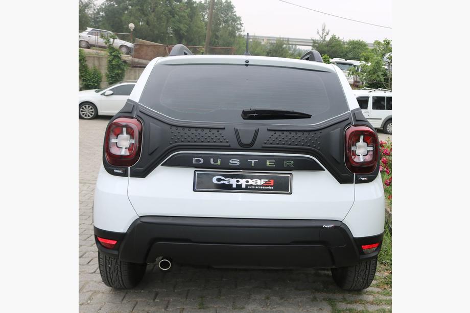 Renault Duster 2018-2024 Plastic trunk lid cover (3 pieces) Photo 4