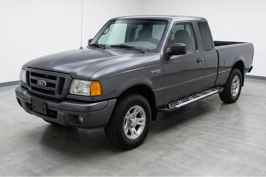 Ford Ranger 2002-2006 Side Steps Sunrise (2 pcs, Aluminum) Image