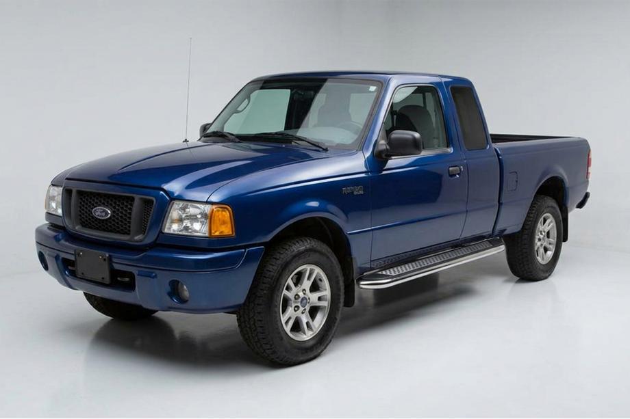 Ford Ranger 2002-2006 Side Steps Maydos V2 (2 pcs, Aluminum & Stainless Steel) Image