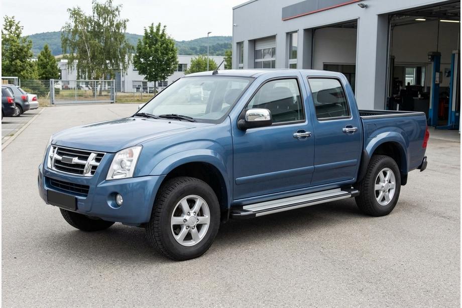 Isuzu D-Max 2002-2011 Side Steps Rainbow (2007-2012, 2 pcs, Aluminum) Image