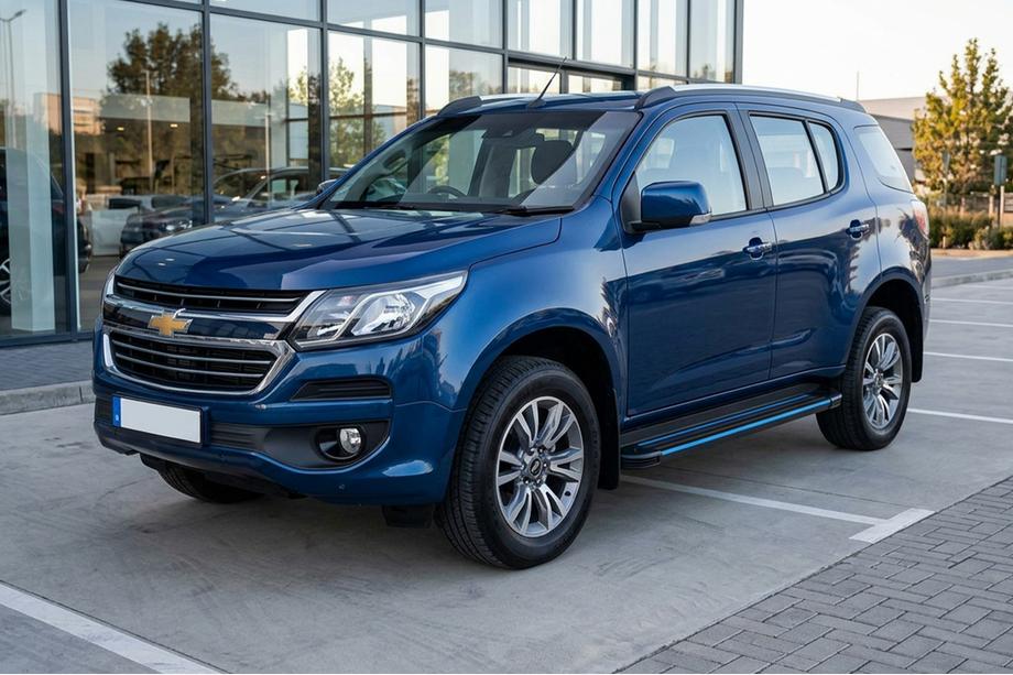 Chevrolet Trailblazer 2012-2019 Side Steps Maya Blue (2 pcs, Aluminum) Image
