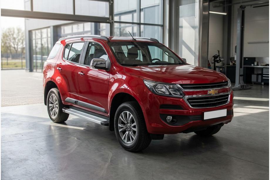 Chevrolet Trailblazer 2012-2019 Side Steps Maya V2 (2 pcs, Aluminum) Image