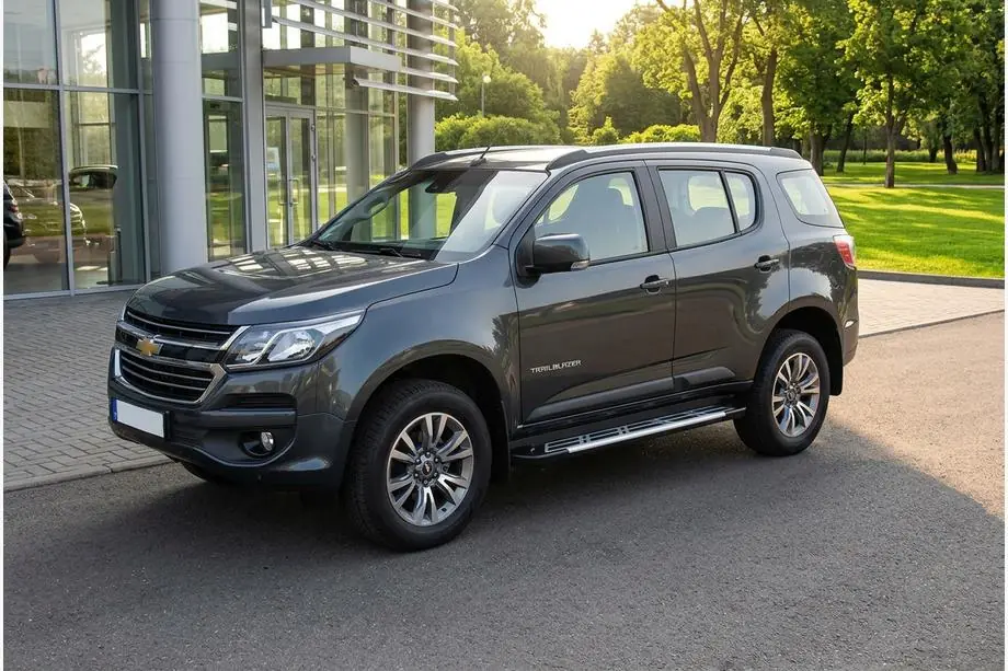 Chevrolet Trailblazer 2012-2019 Side Steps Sunrise (2 pcs, Aluminum) Image