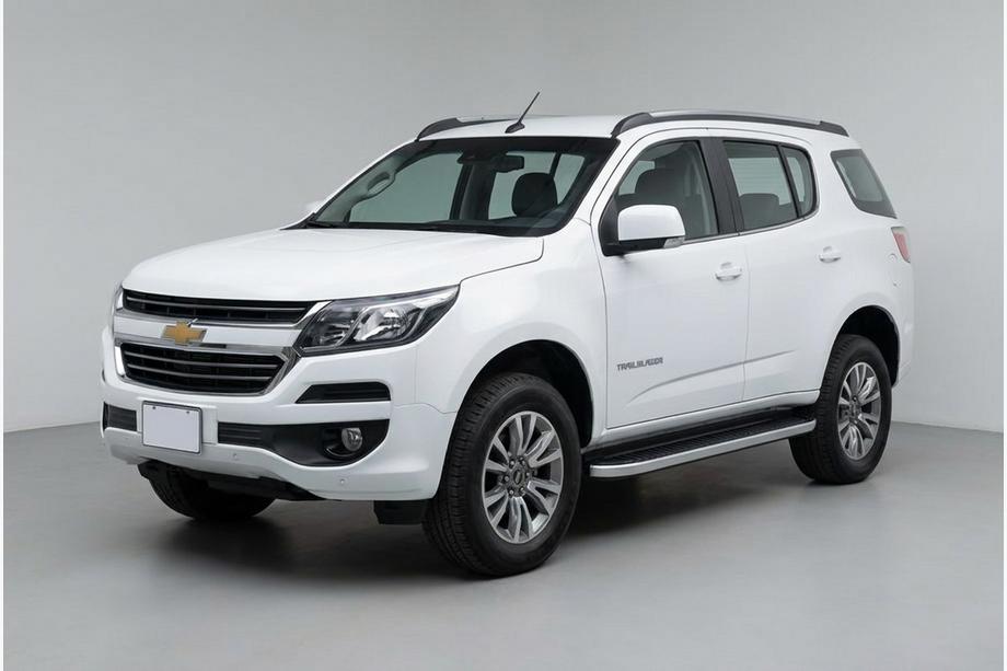 Chevrolet Trailblazer 2012-2019 Side Steps Tayga Grey (2 pcs, Aluminum) Image