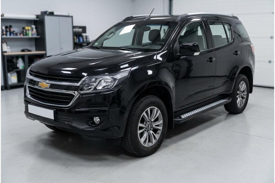 Chevrolet Trailblazer 2012-2019 Side Steps Vision New Black (2 pcs, Aluminum) Image