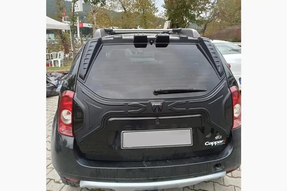 Dacia Duster 2018-2024 3-Piece Spoiler (ABS) V-1 Image