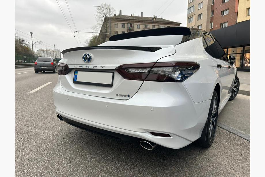 Toyota Camry 2017–2023 Rear Spoiler (Black) Image