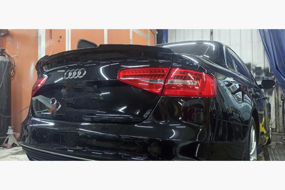 Audi A4 B8 2007-2015 Spoiler HongHang (ABS, Gloss Black) Image