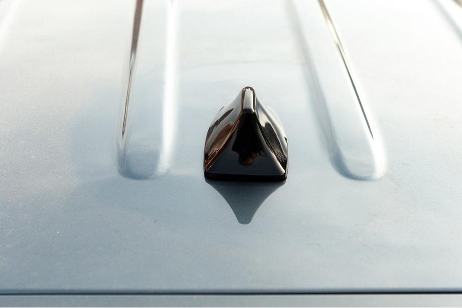 Shark Fin Antenna (black, ABS) Photo 7