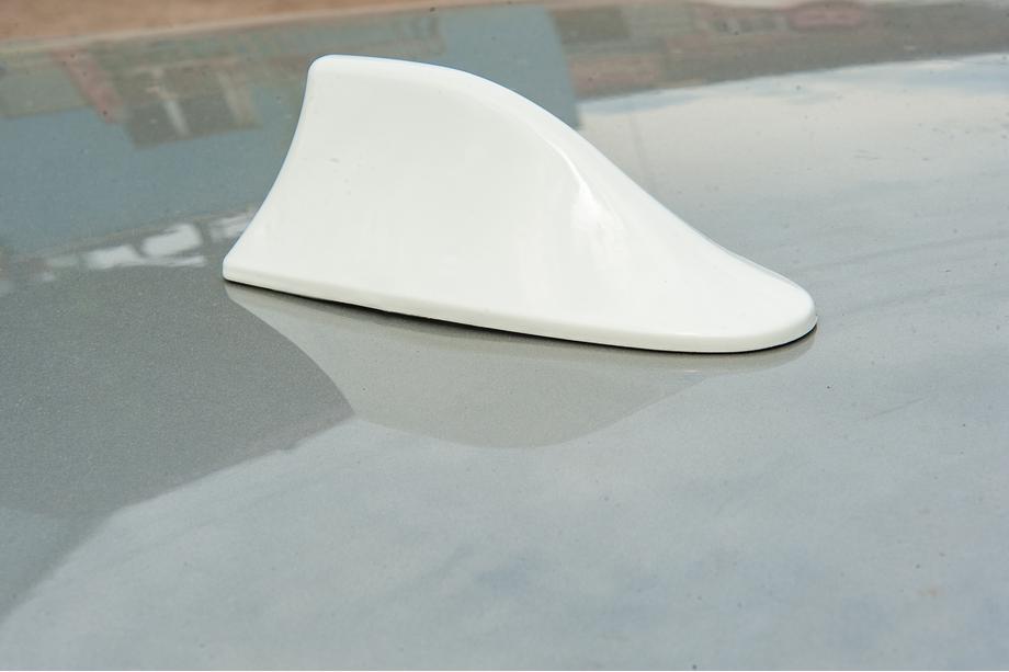 Shark Fin Antenna (white, ABS) Photo 4