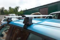 Nissan Leaf 2010-2017 Roof rack for smooth roof (chrome, pair) photo 3