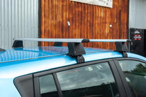 Nissan Leaf 2010-2017 Roof rack for smooth roof (chrome, pair) photo 1