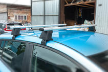 Nissan Leaf 2010-2017 Roof rack for smooth roof (chrome, pair) photo 4