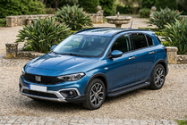 Fiat Tipo Cross 2021- Side Steps Allmond Black (2 pcs, Aluminum) photo 1