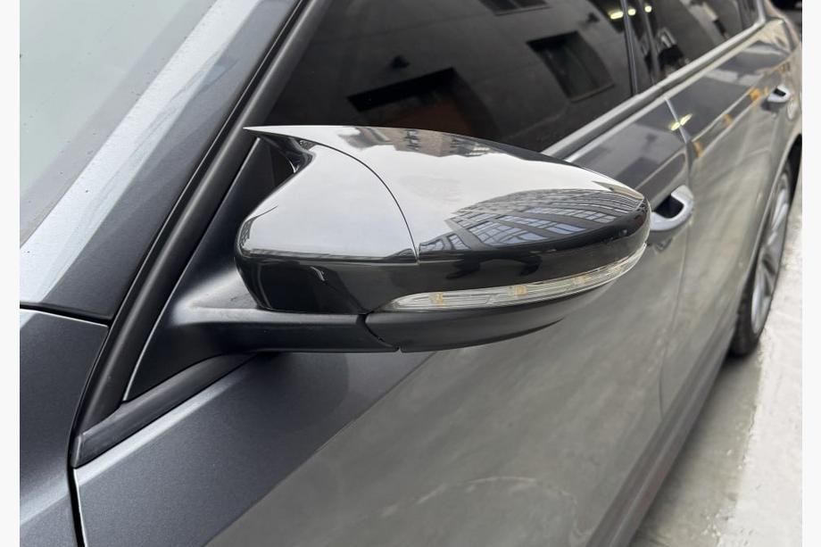Volkswagen Passat B8 2015-2023 Mirror Covers RLine-Look (2pcs, USA) Photo 1