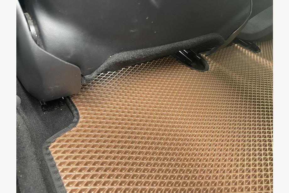 Tesla Model S 2012– EVA Floor Mats (2012-2021, brick) Photo 8