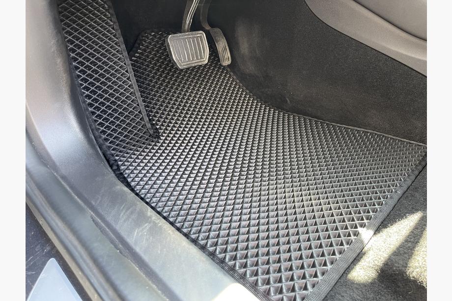 Tesla Model 3 2017- EVA Floor Mats (black) Image