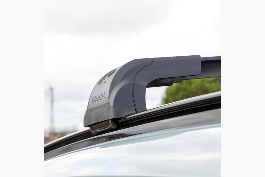 Lockable cross bars for integrated roof rails Strong V2 (2 pcs) up to 120 cm, Grey Image