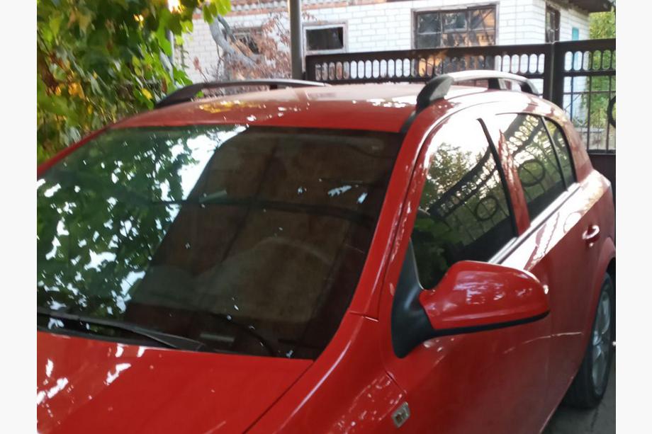 Opel Astra H 2004-2013 Aluminum Roof Rails (HB, Black) Image