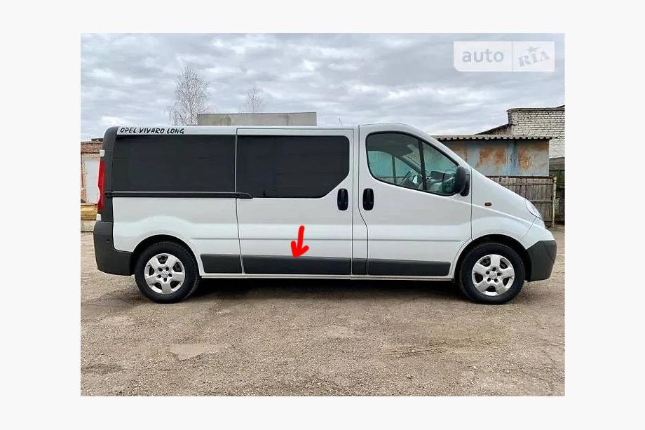 Renault Trafic 2001–2015 Original used door molding (R3) Image