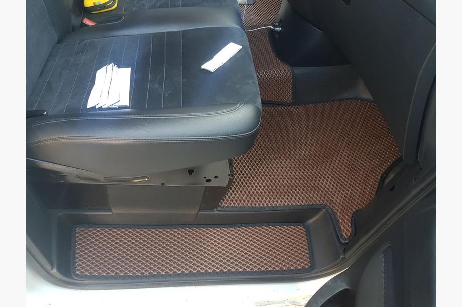 Mercedes Vito/V-class W447 2014- Door Sill Mats (3 pcs, EVA, brick) Photo 2