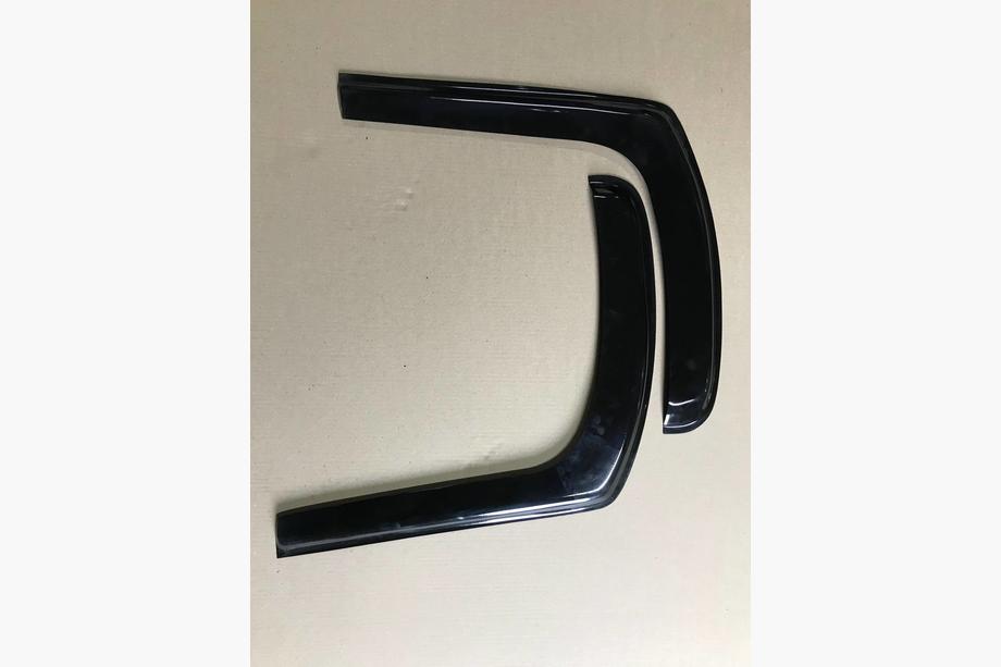 Renault Trafic 2001–2015 DISCOUNT! Window Deflectors (2 pcs) Image