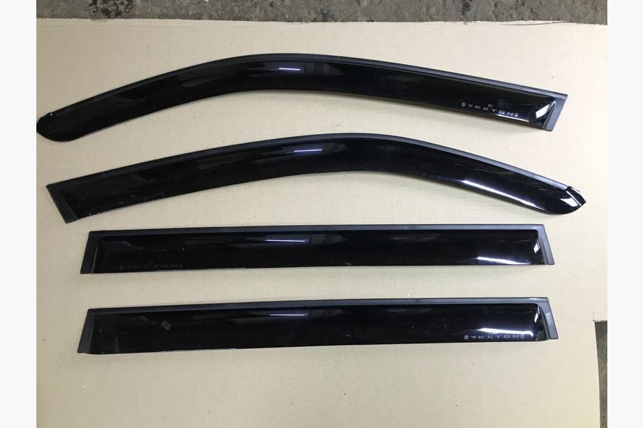 SsangYong Rexton I 2001-2017 Window Deflectors 2006-2013 (4 pcs, AT Clover) Image