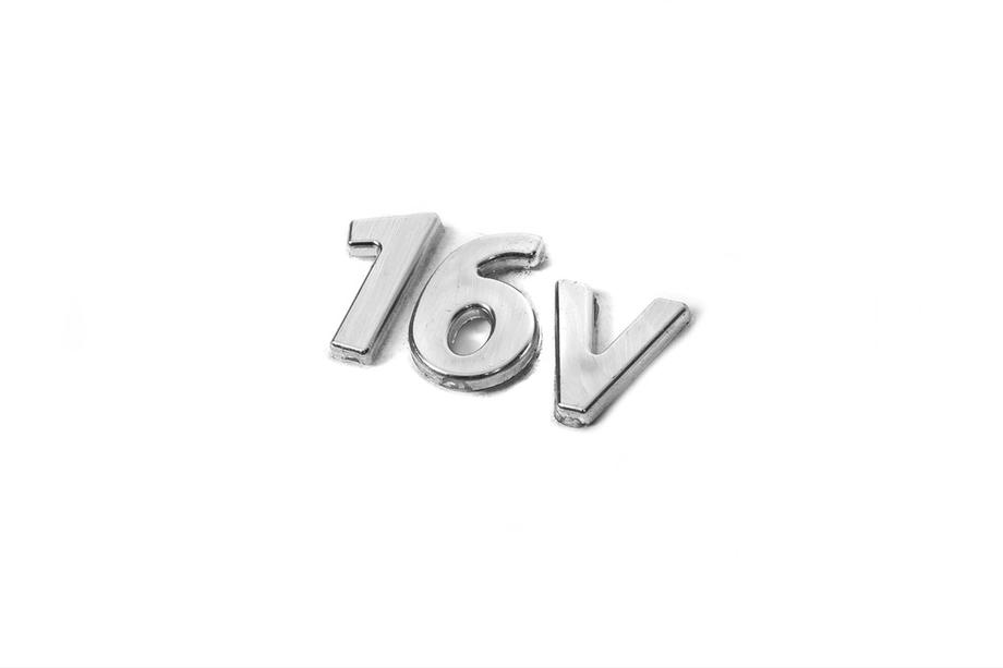 Ford Badge 16V Photo 2