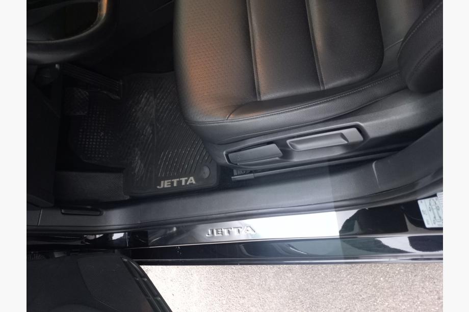 Volkswagen Jetta 2011-2018 Carmos V2 Stainless Steel Door Sill Protectors (4 pcs) Image