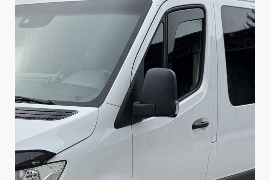 Mercedes Sprinter W907/W910 2018- In-Channel Wind Deflectors (2 pcs, Heko) Photo 3