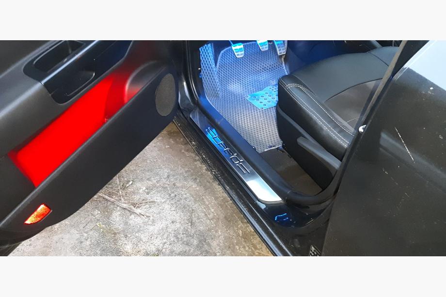Kia Ceed 2007-2012 Door Sill Protectors OmsaLine (4 pcs, stainless steel) Image