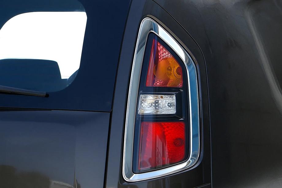 Kia Soul I 2008-2013 Chrome Tail Light Covers (2 pcs, Stainless Steel) Photo 1