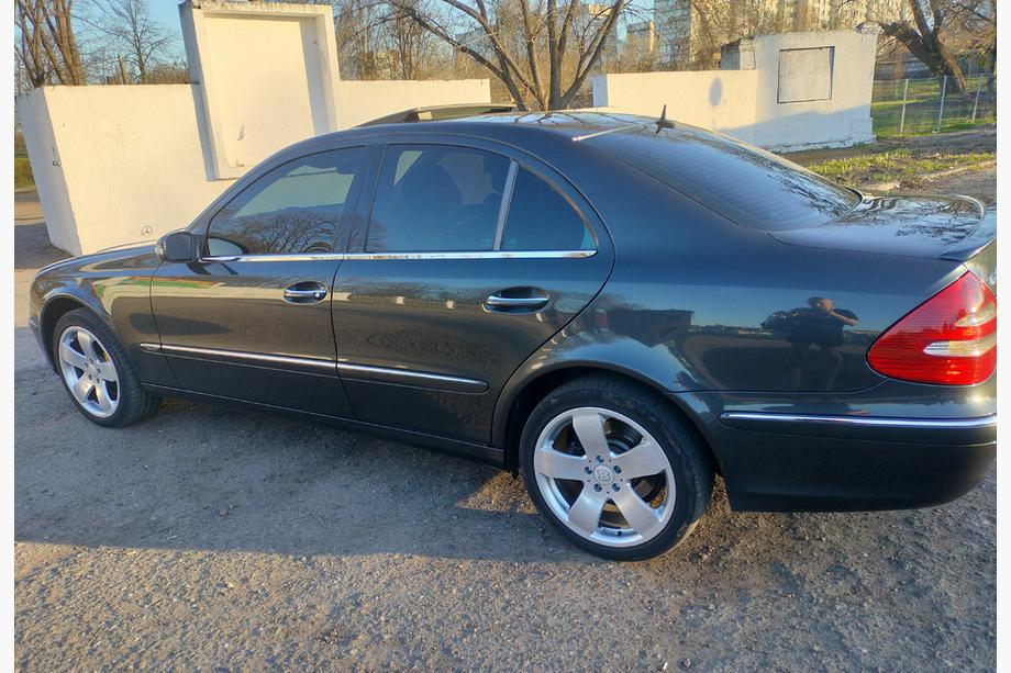 Mercedes E-class W211 2002-2009 Stainless Steel Window Trim Photo 8