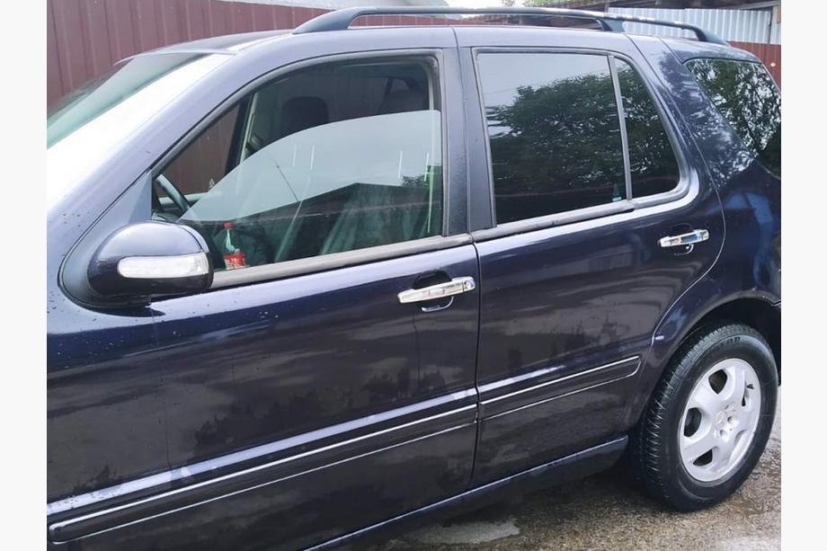 Mercedes ML W163 1997-2005 Chrome Door Handle Covers (4 pcs) Photo 6